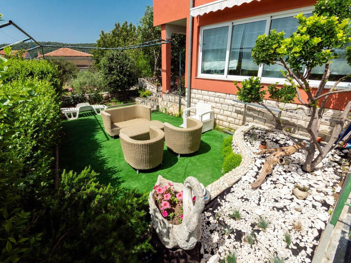 Apartmani Ivan Lopar Εξωτερικό φωτογραφία