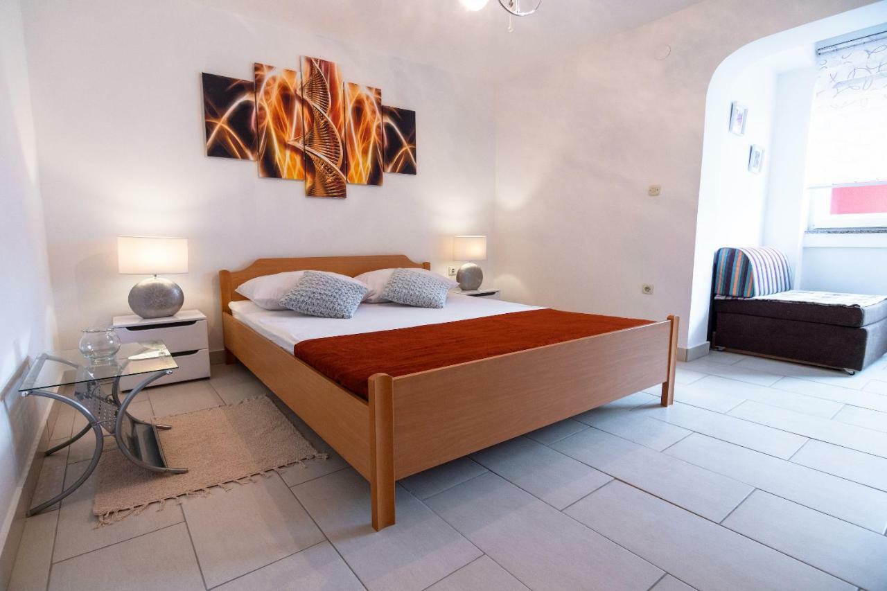 Apartmani Ivan Lopar Εξωτερικό φωτογραφία