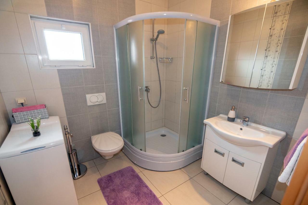 Apartmani Ivan Lopar Εξωτερικό φωτογραφία