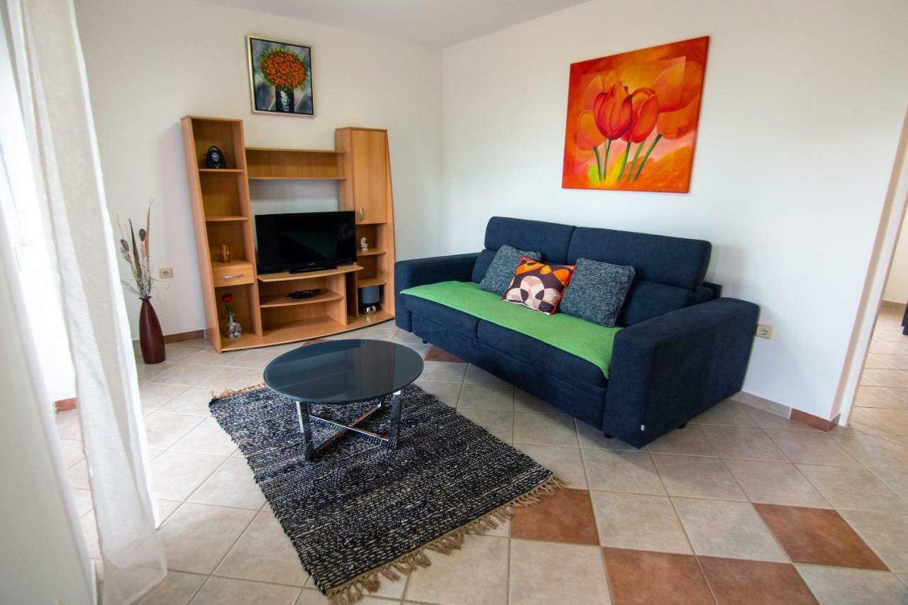 Apartmani Ivan Lopar Εξωτερικό φωτογραφία