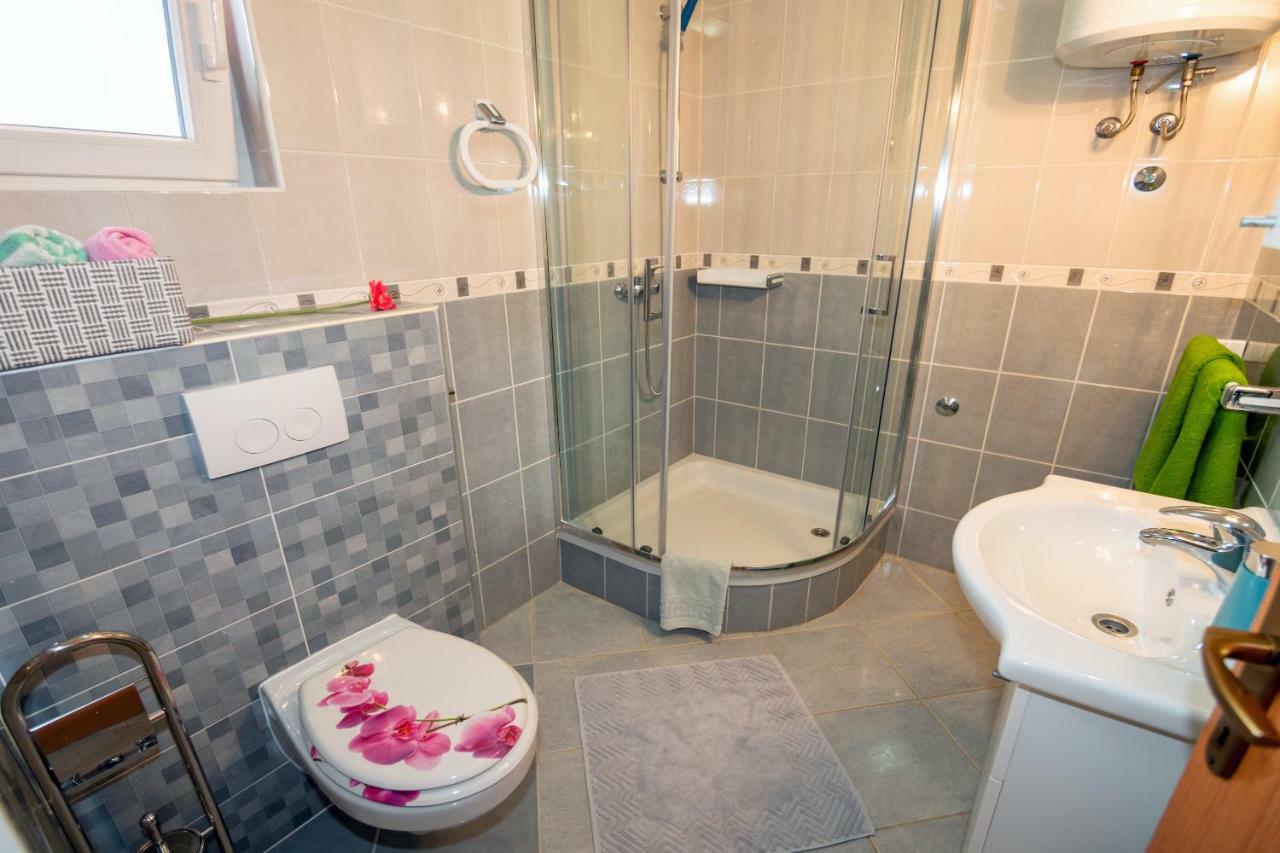 Apartmani Ivan Lopar Εξωτερικό φωτογραφία