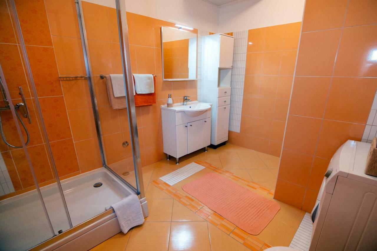 Apartmani Ivan Lopar Εξωτερικό φωτογραφία